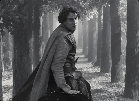 Still frame 107 from The Tragedy of Macbeth (2021) directed by Joel Coen