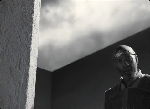 Still frame 104 from The Tragedy of Macbeth (2021) directed by Joel Coen