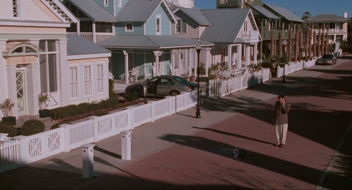 Still frame 9 from The Truman Show (1998) directed by Peter Weir
