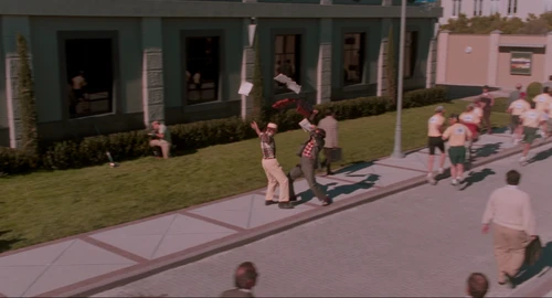 Still frame 35 from The Truman Show (1998) directed by Peter Weir