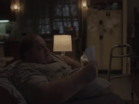 Still frame 4 from The Whale (2022) directed by Darren Aronofsky