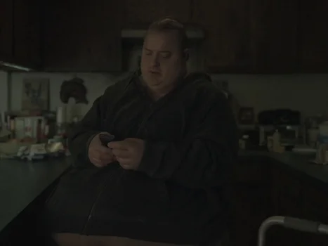 Still frame 22 from The Whale (2022) directed by Darren Aronofsky