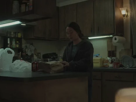 Still frame 40 from The Whale (2022) directed by Darren Aronofsky
