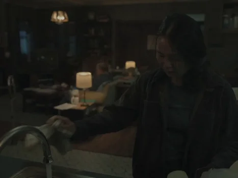 Still frame 41 from The Whale (2022) directed by Darren Aronofsky