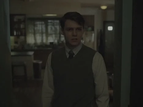 Still frame 59 from The Whale (2022) directed by Darren Aronofsky