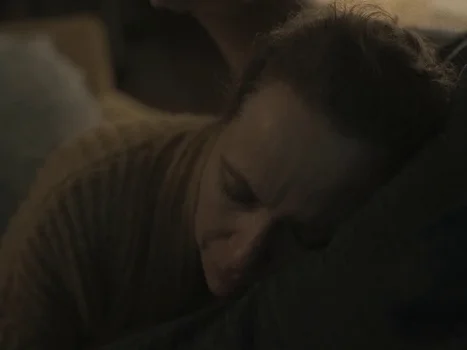Still frame 100 from The Whale (2022) directed by Darren Aronofsky