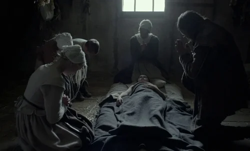 Still frame 60 from The Witch (2015) directed by Robert Eggers