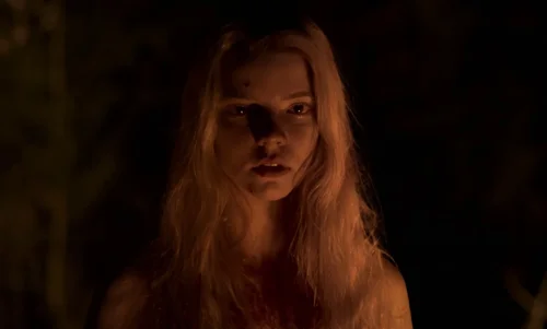 Still frame 93 from The Witch (2015) directed by Robert Eggers