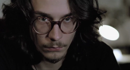 Still frame 67 from Thesis (1996) directed by Alejandro Amenábar