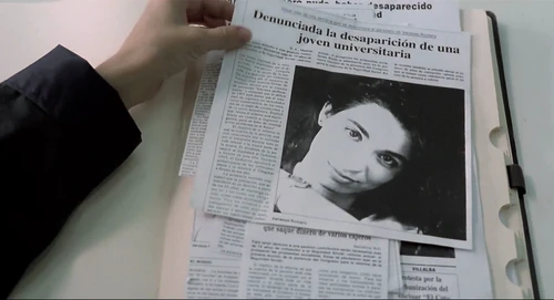 Still frame 73 from Thesis (1996) directed by Alejandro Amenábar