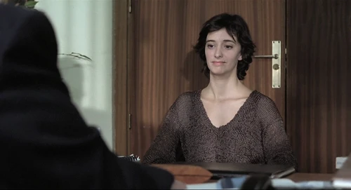 Still frame 6 from Thesis (1996) directed by Alejandro Amenábar