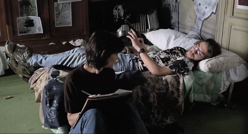 Still frame 93 from Thesis (1996) directed by Alejandro Amenábar