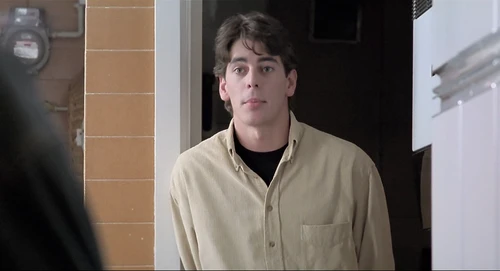Still frame 107 from Thesis (1996) directed by Alejandro Amenábar