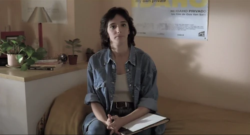 Still frame 114 from Thesis (1996) directed by Alejandro Amenábar