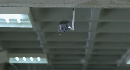 Still frame 130 from Thesis (1996) directed by Alejandro Amenábar