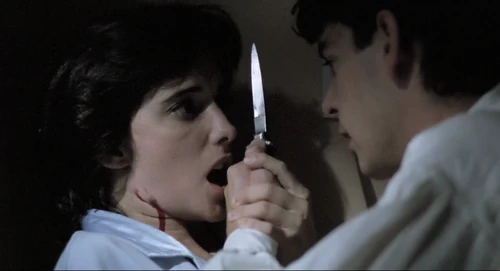 Still frame 142 from Thesis (1996) directed by Alejandro Amenábar