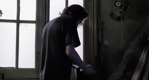 Still frame 161 from Thesis (1996) directed by Alejandro Amenábar