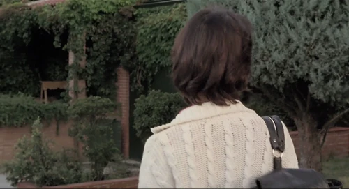Still frame 165 from Thesis (1996) directed by Alejandro Amenábar