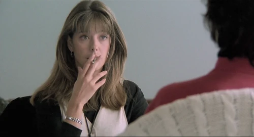 Still frame 167 from Thesis (1996) directed by Alejandro Amenábar
