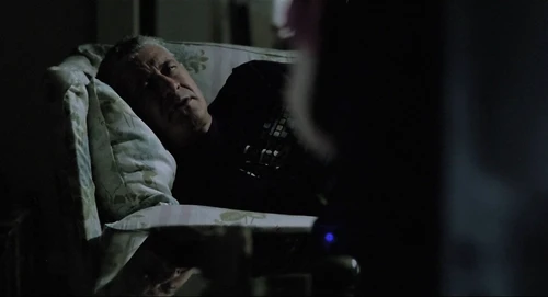 Still frame 197 from Thesis (1996) directed by Alejandro Amenábar