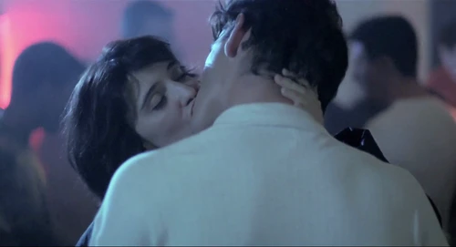 Still frame 202 from Thesis (1996) directed by Alejandro Amenábar
