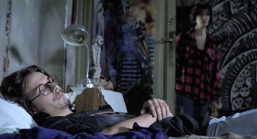Still frame 207 from Thesis (1996) directed by Alejandro Amenábar