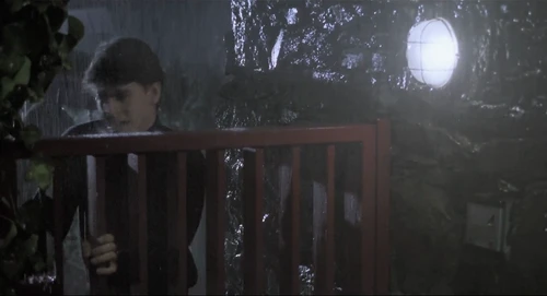 Still frame 225 from Thesis (1996) directed by Alejandro Amenábar