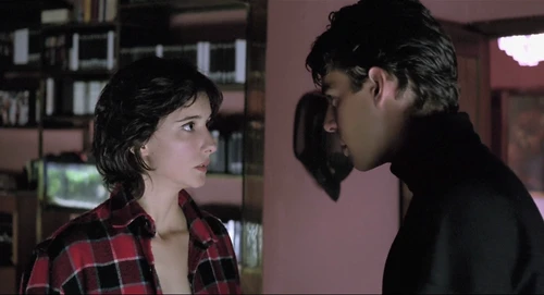 Still frame 229 from Thesis (1996) directed by Alejandro Amenábar