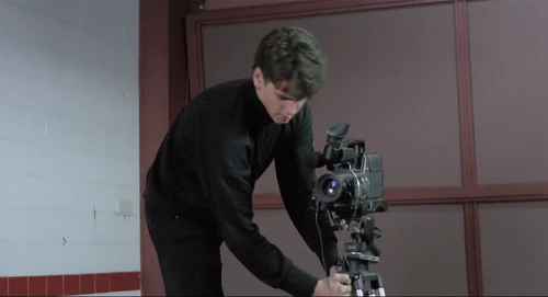 Still frame 242 from Thesis (1996) directed by Alejandro Amenábar