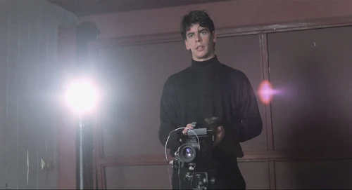 Still frame 246 from Thesis (1996) directed by Alejandro Amenábar