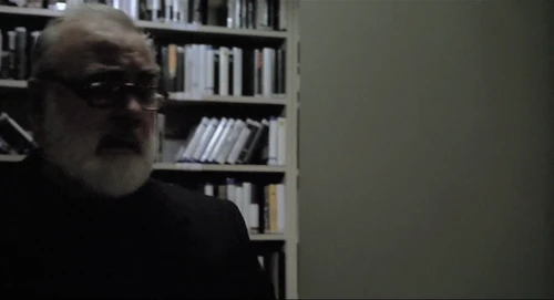 Still frame 26 from Thesis (1996) directed by Alejandro Amenábar