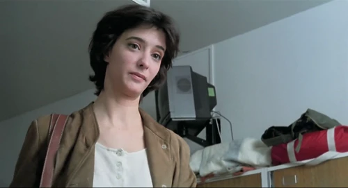 Still frame 255 from Thesis (1996) directed by Alejandro Amenábar