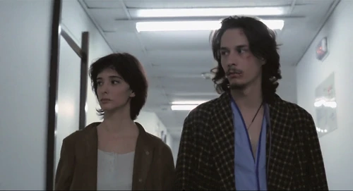 Still frame 259 from Thesis (1996) directed by Alejandro Amenábar