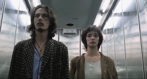 Still frame 260 from Thesis (1996) directed by Alejandro Amenábar