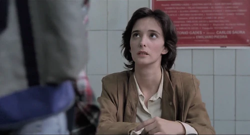 Still frame 40 from Thesis (1996) directed by Alejandro Amenábar