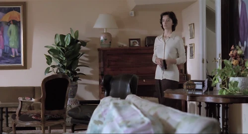 Still frame 41 from Thesis (1996) directed by Alejandro Amenábar