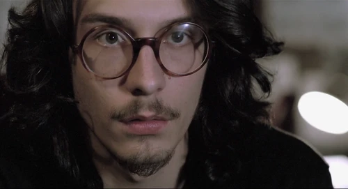 Still frame 63 from Thesis (1996) directed by Alejandro Amenábar