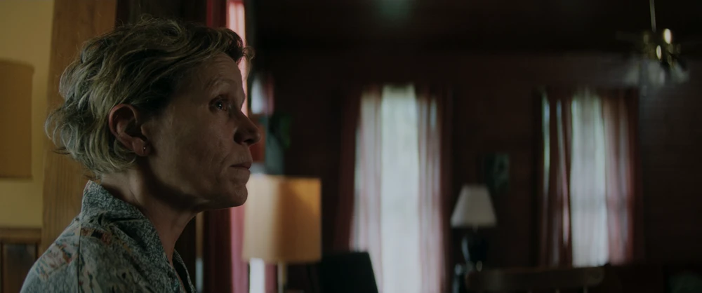 Still frame 77 from Three Billboards Outside Ebbing, Missouri (2017) directed by Martin McDonagh