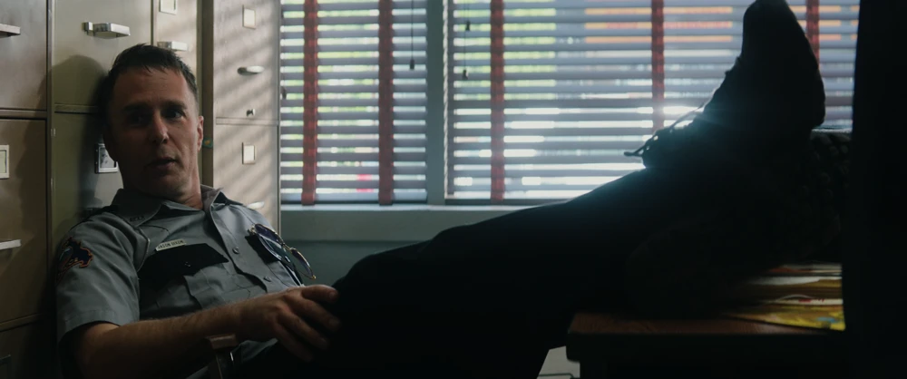 Still frame 118 from Three Billboards Outside Ebbing, Missouri (2017) directed by Martin McDonagh