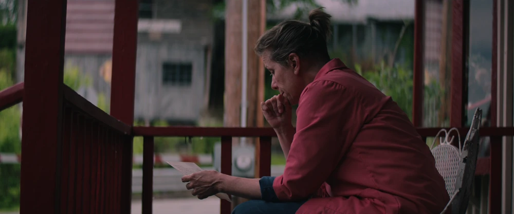 Still frame 132 from Three Billboards Outside Ebbing, Missouri (2017) directed by Martin McDonagh