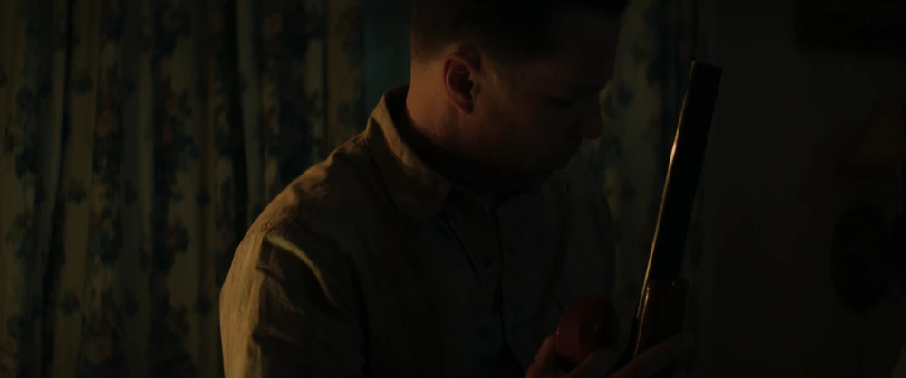 Still frame 214 from Three Billboards Outside Ebbing, Missouri (2017) directed by Martin McDonagh