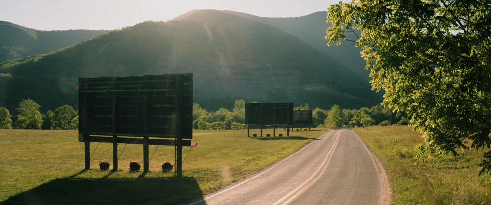 Still frame 225 from Three Billboards Outside Ebbing, Missouri (2017) directed by Martin McDonagh