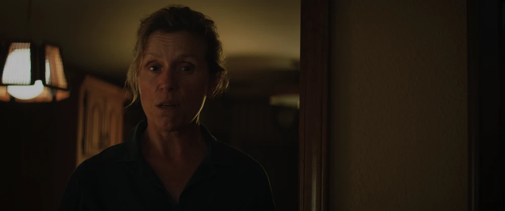 Still frame 43 from Three Billboards Outside Ebbing, Missouri (2017) directed by Martin McDonagh
