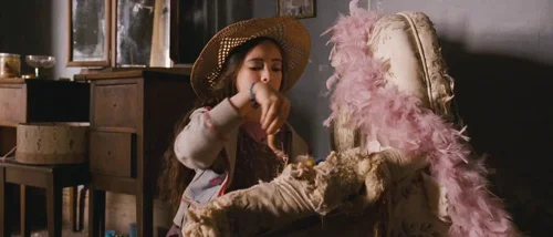 Still frame 45 from Tideland (2005) directed by Terry Gilliam