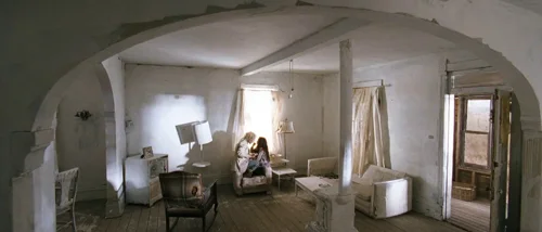 Still frame 97 from Tideland (2005) directed by Terry Gilliam