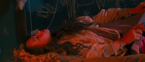 Still frame 112 from Tideland (2005) directed by Terry Gilliam