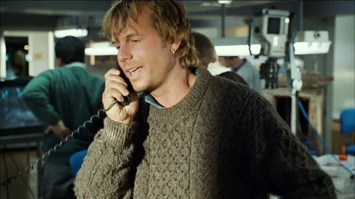 Still frame 7 from Titanic (1997) directed by James Cameron