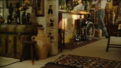 Still frame 10 from Titanic (1997) directed by James Cameron