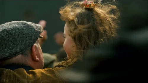 Still frame 22 from Titanic (1997) directed by James Cameron