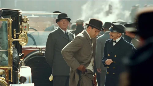 Still frame 21 from Titanic (1997) directed by James Cameron